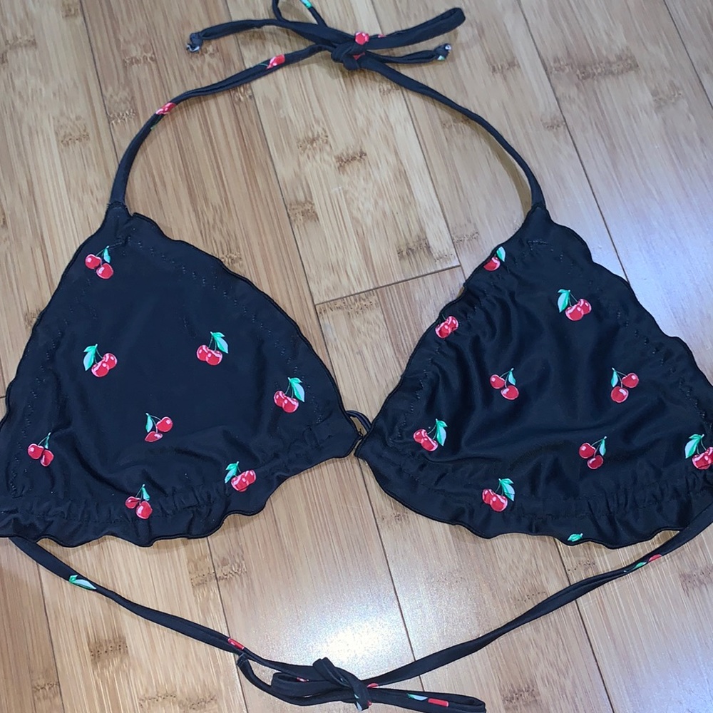 Bathing suit top